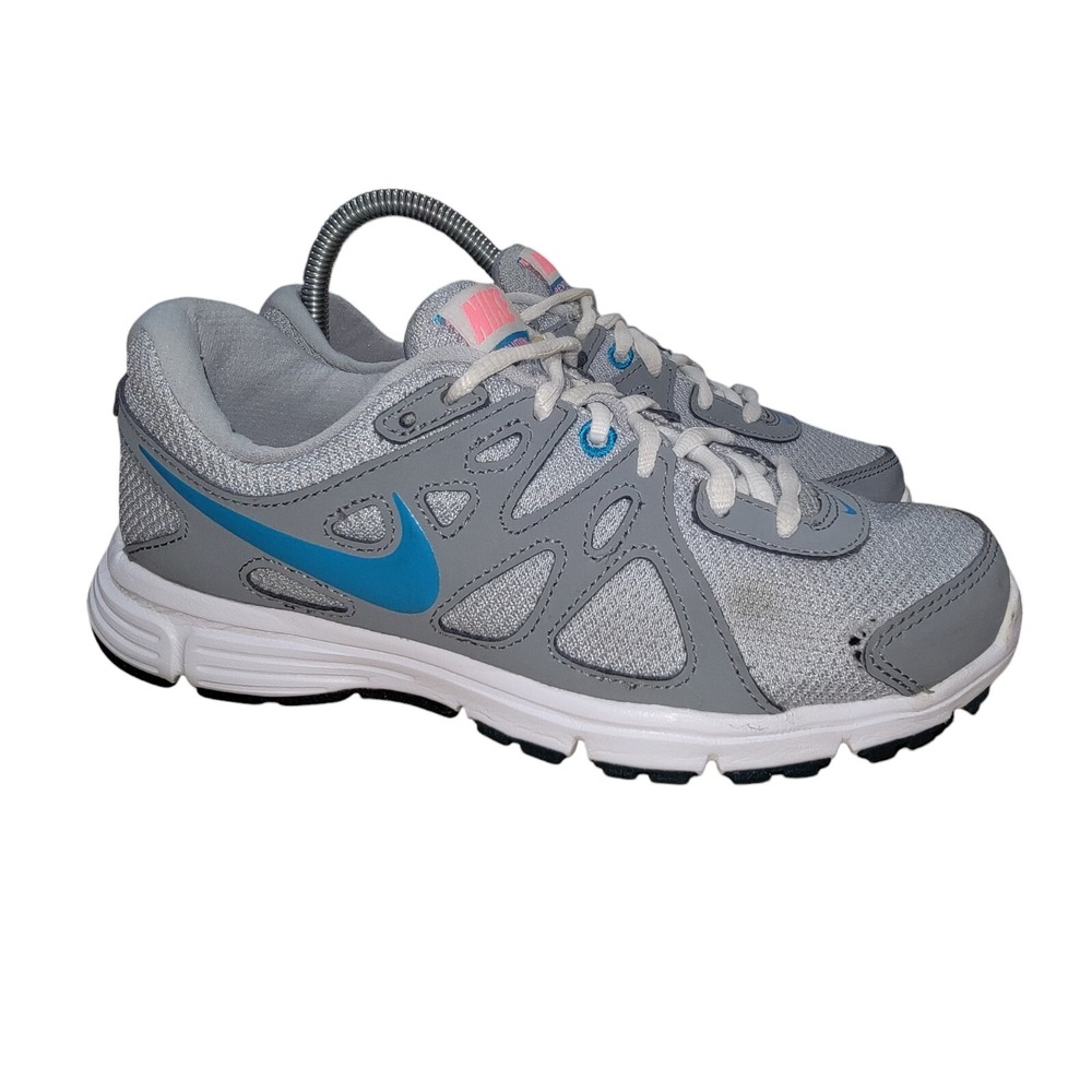 Nike Revolution 2 Womens Size 6.5 Gray Walking Running Shoes Athletic 554902-006
